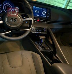 هیۆندای ئەلەنترا